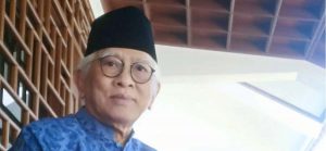 Gus Mus Terima Penghargaan Sebagai Kiai Merah Putih