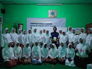 Dalam Semangat Kolaborasi, PAC Fatayat NU dan PAC Ansor Kota Blitar Gelar Diklat. RTIK Blitar: Sebagai Media Dakwah